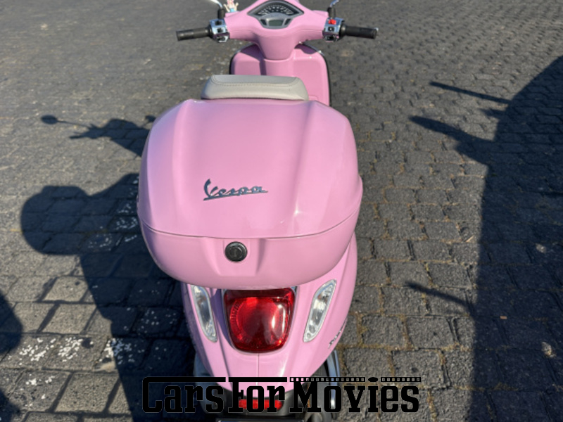 CarsForMovies | Piaggio Vespa Primavera 125 2021 Italien Rosa Pink Zwei- und Dreirad Motorroller Hamburg 7232 pink